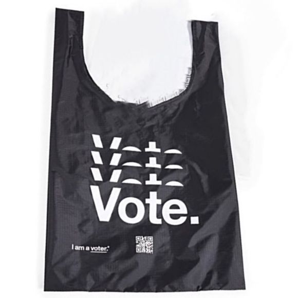 NWOT BAGGU x I Am A Voter Collab - black bvr - Picture 1 of 4